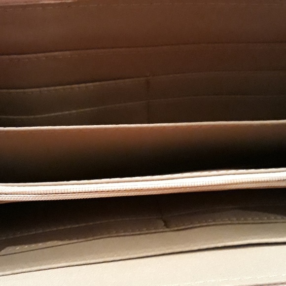 Wallet - Picture 5 of 5